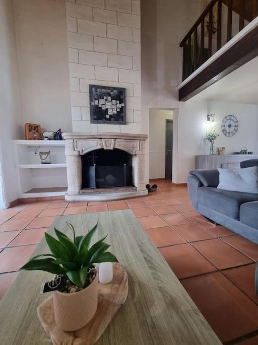 Jolie Villa Piscine A 15 Min Du Barcares Salses-le-Chateau Luaran gambar