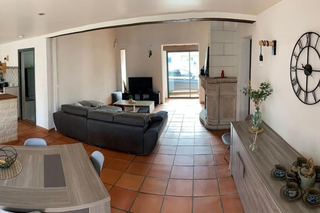 Jolie Villa Piscine A 15 Min Du Barcares Salses-le-Chateau Luaran gambar