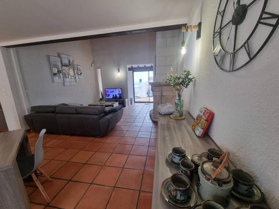 Jolie Villa Piscine A 15 Min Du Barcares Salses-le-Chateau Luaran gambar