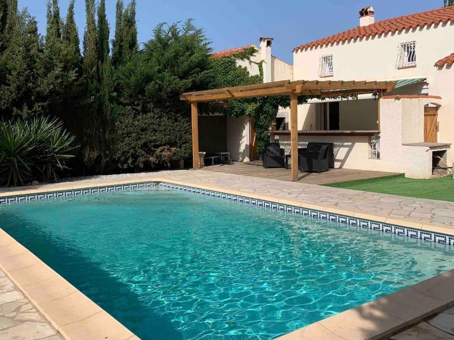 Jolie Villa Piscine A 15 Min Du Barcares Salses-le-Chateau Luaran gambar